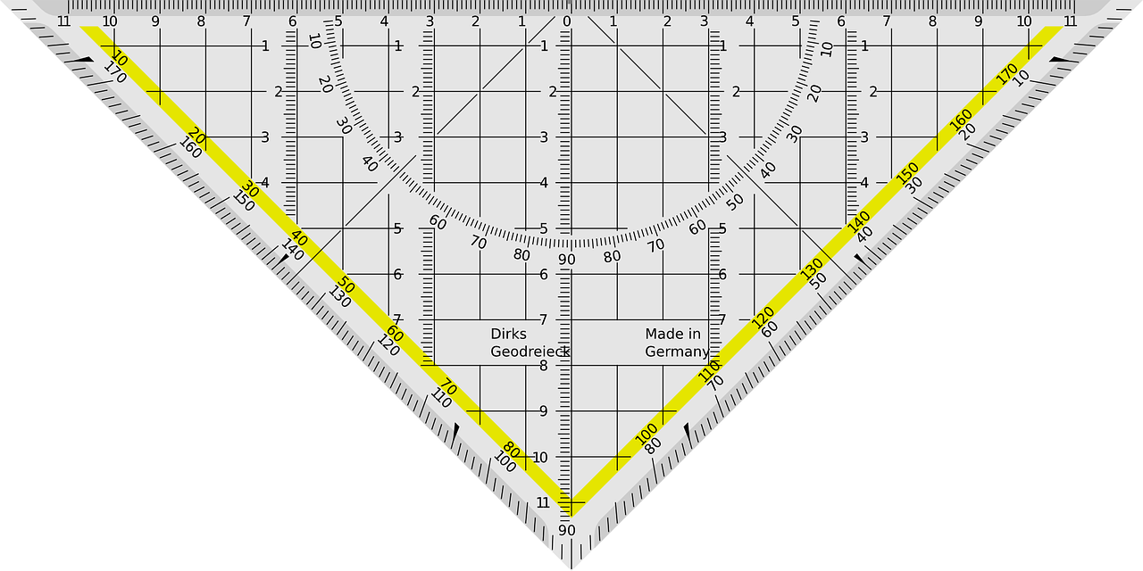 Calculando el Área y el Perímetro de un Triángulo